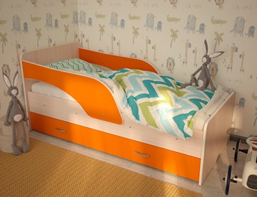 Кровать с бортиками Максимка, корпус Млечный дуб, фасад Оранжевый в Пскове