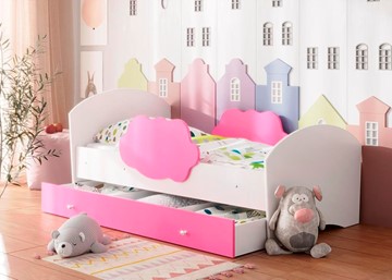 Детская кровать с бортиками Тучка с ящиком, корпус Белый, фасад Розовый в Пскове