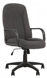 Кресло для офиса CLASSIC (PL64) ткань CAGLIARI серый С38 в Пскове