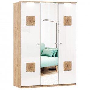 3-створчатый шкаф Фиджи с зеркалом и декоративными накладками, Дуб золотой/Белый в Пскове